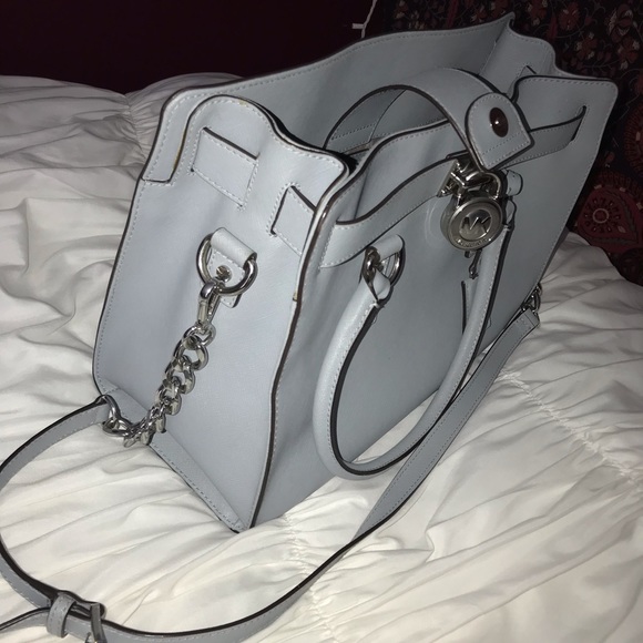 Michael Kors Purse - Picture 4 of 7